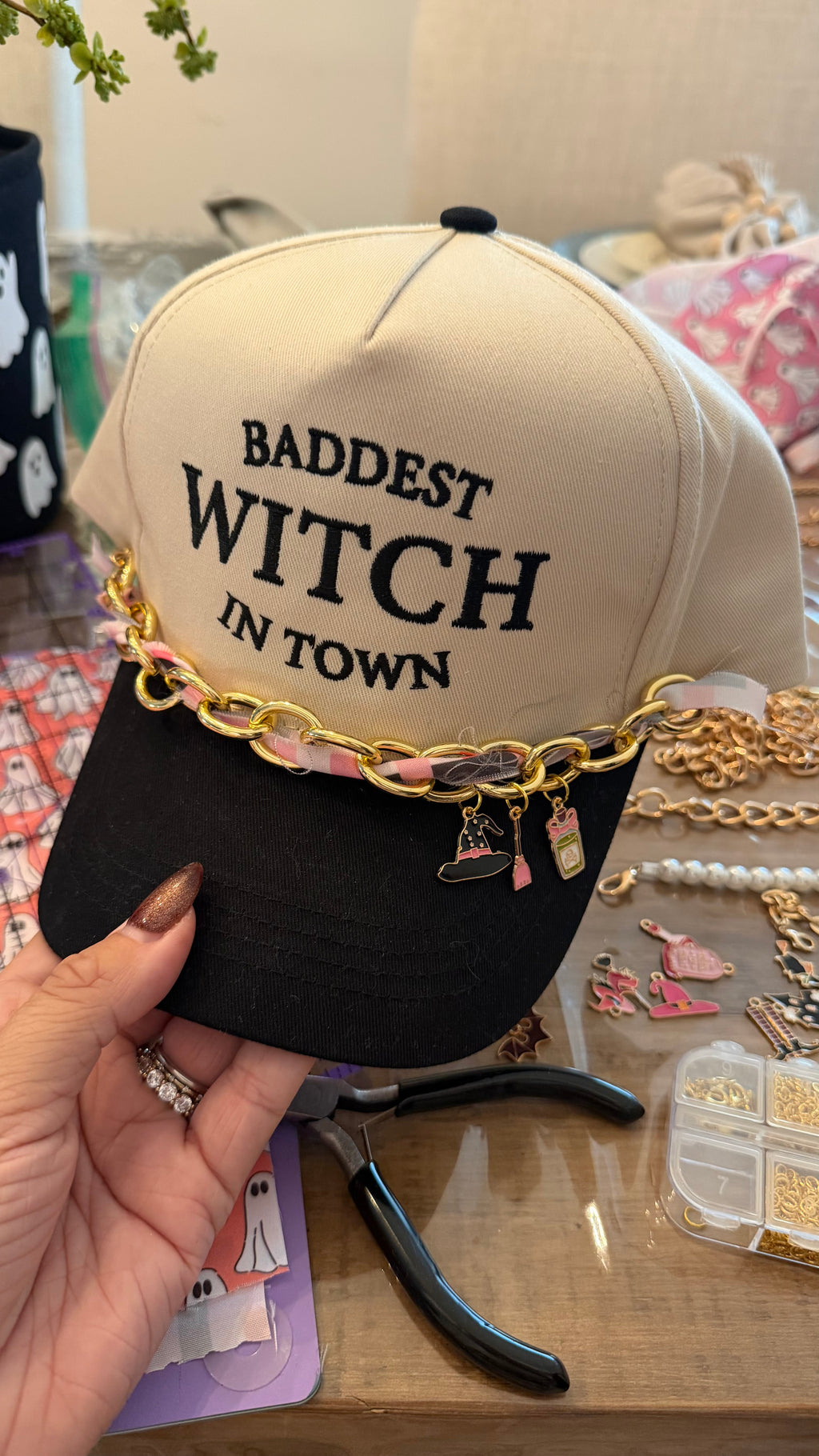 Halloween Hat Chains